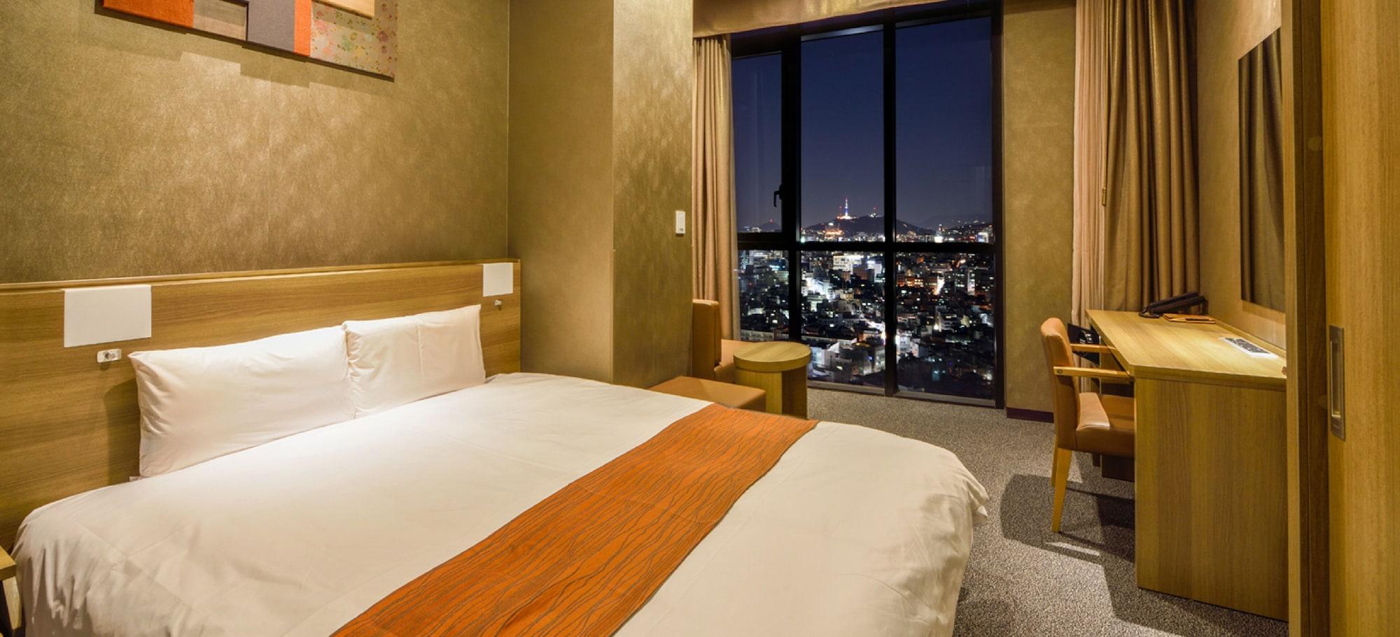Dormy Gangnam Khách sạn 3*